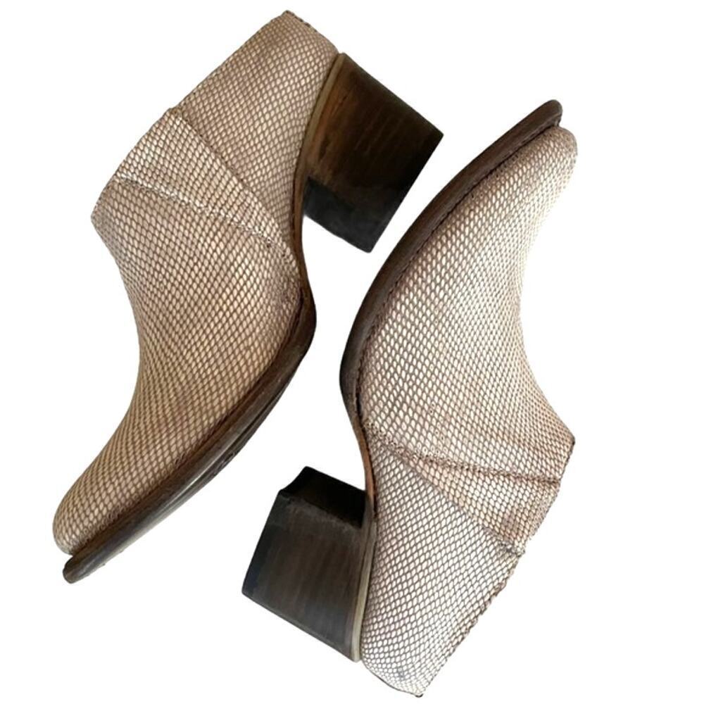 Freebird by Steven Shae Cream Lizard‎ Leather Mule Booties SZ 7